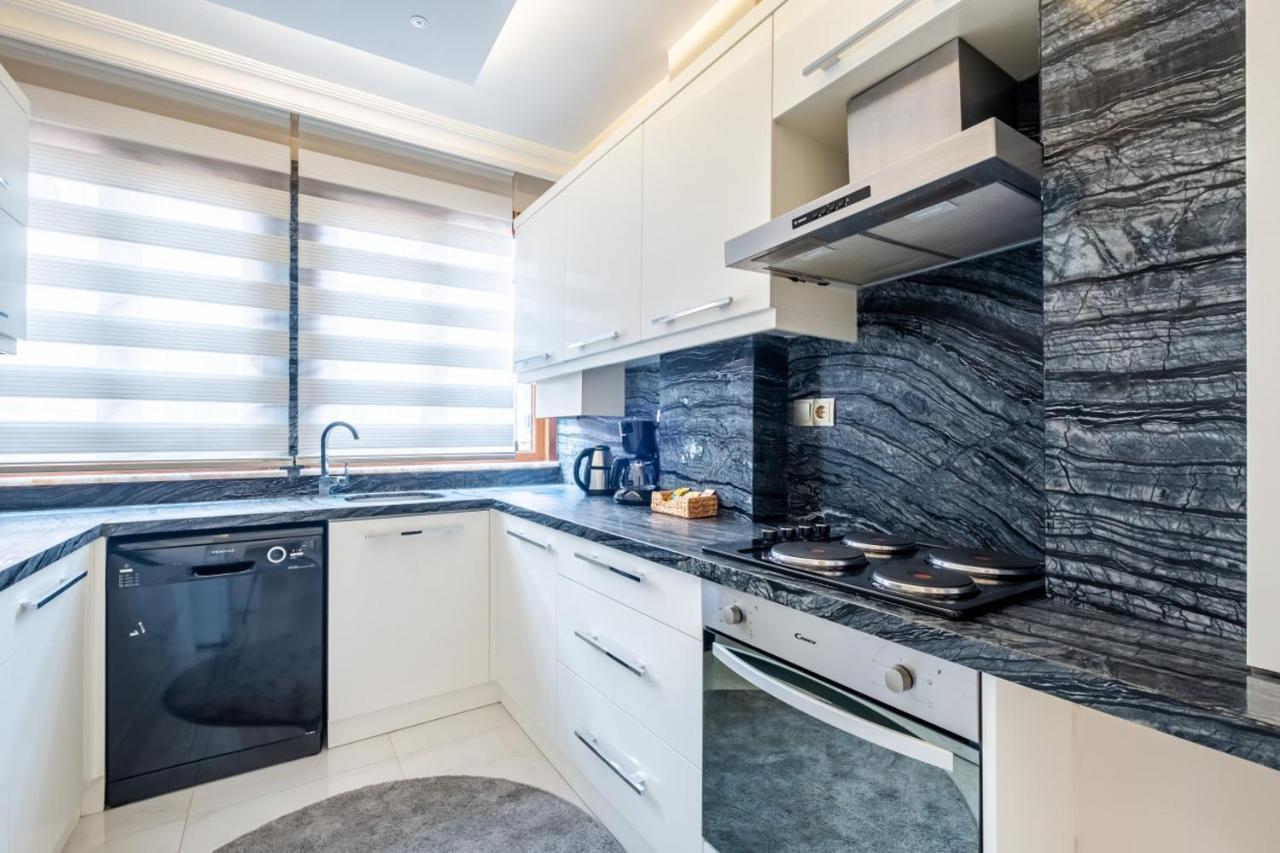 Ferienwohnung Captivating Flat With Balcony Near Besiktas Pier Istanbul Exterior foto